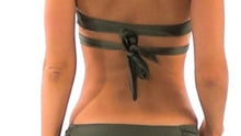 Laad en speel video af in Gallery-viewer, Video: Rio De Sol Bottom Bottom Croco Transpassado
