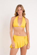 Laad de afbeelding in de Gallery-viewer, Model Front: Rio De Sol Beach Skirt Bio-Luz-Solar Mini Skirt

