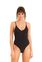 Laad de afbeelding in de Gallery-viewer, Model Front: Rio De Sol One-Piece Bora-Black Hype
