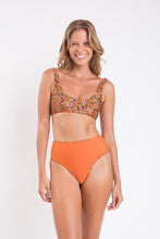 Laad de afbeelding in de Gallery-viewer, Image 08: Rio De Sol Bottom Bottom Bouquet Hotpants
