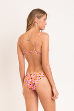 Laad de afbeelding in de Gallery-viewer, Model Back: Rio De Sol Bottom Bottom Sweet-Camo Baobi

