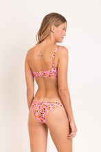 Laad de afbeelding in de Gallery-viewer, Model Back: Rio De Sol Bottom Bottom Sweet-Camo Leblon
