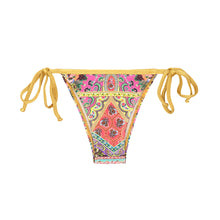 Laad de afbeelding in de Gallery-viewer, Product Front: Rio De Sol Bottom Calcinha Mundomix Lacinho

