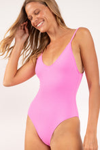 Laad de afbeelding in de Gallery-viewer, Image 06: Rio De Sol One-Piece Crespinho-Rosa Hype
