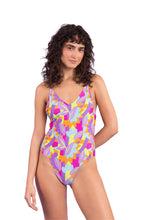 Laad de afbeelding in de Gallery-viewer, Model Front: Rio De Sol One-Piece Dreams Hype
