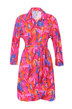Laad de afbeelding in de Gallery-viewer, Product Front: Rio De Sol Shirtdress Flavors Chemise
