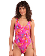 Laad de afbeelding in de Gallery-viewer, Gallery: Rio De Sol One-Piece Flavors Zoe
