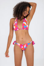 Laad de afbeelding in de Gallery-viewer, Model Front: Rio De Sol Set Set Antelope Halter-Double Italy
