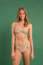 Laad de afbeelding in de Gallery-viewer, Image 10: Rio De Sol Set Set Boho Bandeau-Joy Leblon
