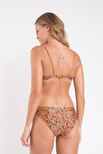 Laad de afbeelding in de Gallery-viewer, Model Back: Rio De Sol Set Set Bouquet Balconet-Tie Ibiza-Comfy
