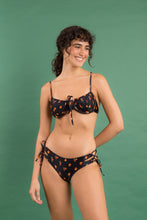 Laad de afbeelding in de Gallery-viewer, Image 12: Rio De Sol Set Set Cashew Balconet-Tie Madrid
