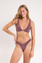 Laad de afbeelding in de Gallery-viewer, Model Front: Rio De Sol Set Set Malibu-Ebano Agnes Cali
