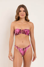 Laad de afbeelding in de Gallery-viewer, Model Front: Rio De Sol Set Set Shade Sara Mia
