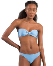 Laad de afbeelding in de Gallery-viewer, Gallery: Rio De Sol Set Set Shimmer-Baltic-Sea Bandeau-Joy Essential
