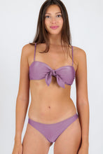 Laad de afbeelding in de Gallery-viewer, Gallery: Rio De Sol Set Set Shimmer-Harmonia Bandeau-Knot Essential
