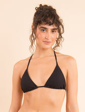 Laad de afbeelding in de Gallery-viewer, Model Front: Rio De Sol Top Top Bora-Black Tri-Inv
