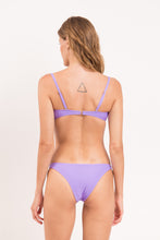 Laad de afbeelding in de Gallery-viewer, Model Back: Rio De Sol Top Top Bora-Lavanda Bandeau-Joy
