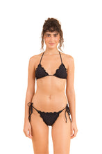 Laad de afbeelding in de Gallery-viewer, Model Front: Rio De Sol Top Top Dots-Black Frufru
