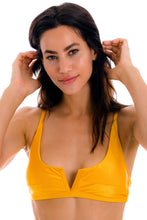 Laad de afbeelding in de Gallery-viewer, Gallery: Rio De Sol Top Top Eden-Pequi Bra-V
