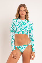 Laad de afbeelding in de Gallery-viewer, Model Front: Rio De Sol Top Top Pua-Valley Reef
