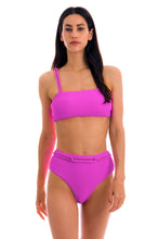 Laad de afbeelding in de Gallery-viewer, Model Front: Rio De Sol Top Top St-Tpz-Pink Reto
