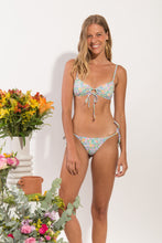 Laad de afbeelding in de Gallery-viewer, Model Front: Rio De Sol Top Top Tiny-Garden Mila
