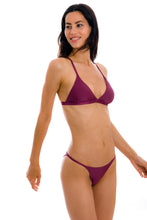 Laad de afbeelding in de Gallery-viewer, Model Front: Rio De Sol Top Top Viena Tri-Fixo

