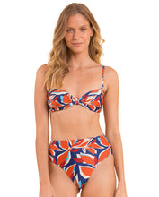 Laad de afbeelding in de Gallery-viewer, Set Leaves Bandeau-Joy Hotpants
