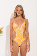Laad de afbeelding in de Gallery-viewer, Sunny Forest Trikini

