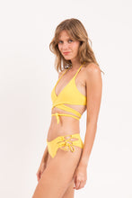 Laad de afbeelding in de Gallery-viewer, Top Amarelo Kate
