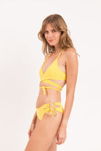 Laad de afbeelding in de Gallery-viewer, Top Amarelo Kate
