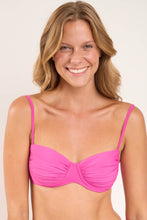 Laad de afbeelding in de Gallery-viewer, Top Fluity-Amor Vickie
