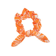 Laad de afbeelding in de Gallery-viewer, Trail-oranje scrunchie
